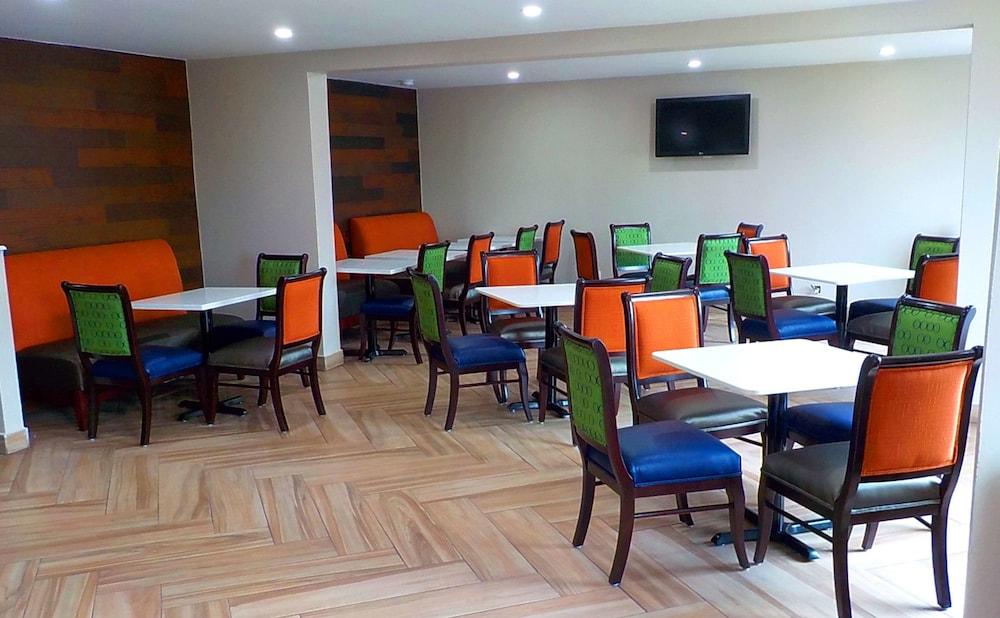 Surestay By Western 3*