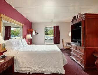 Surestay By Western Hotel